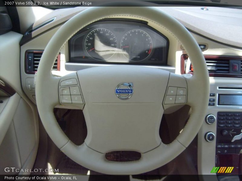 Ice White / Sandstone Beige 2007 Volvo S80 3.2
