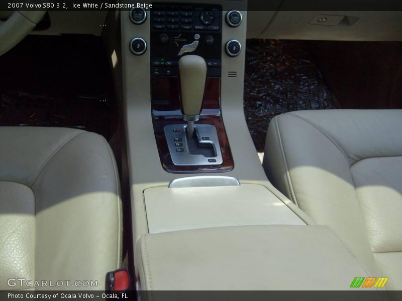 Ice White / Sandstone Beige 2007 Volvo S80 3.2