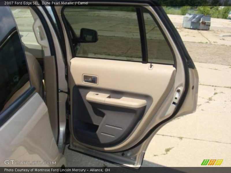Dune Pearl Metallic / Camel 2007 Ford Edge SEL
