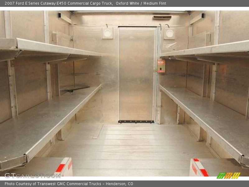 Oxford White / Medium Flint 2007 Ford E Series Cutaway E450 Commercial Cargo Truck