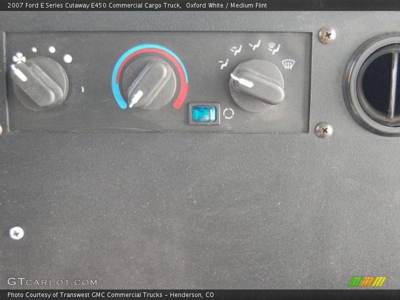 Oxford White / Medium Flint 2007 Ford E Series Cutaway E450 Commercial Cargo Truck