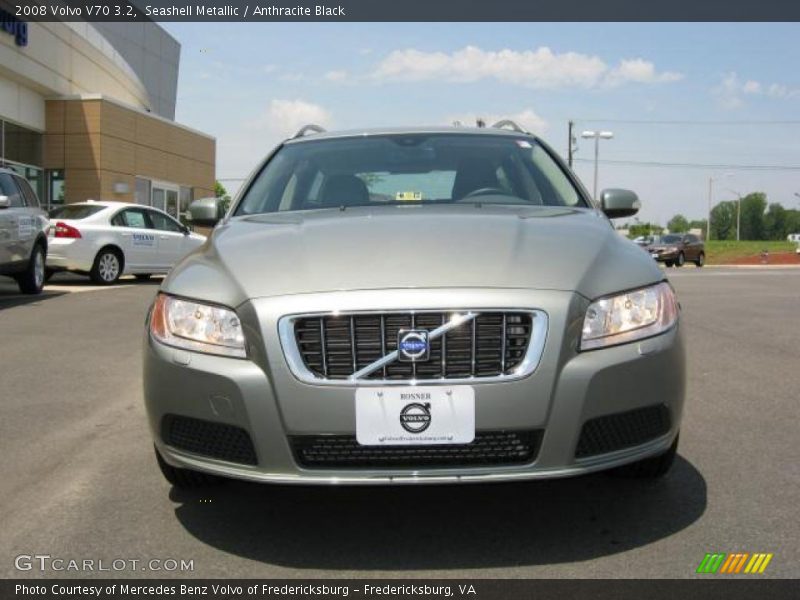 Seashell Metallic / Anthracite Black 2008 Volvo V70 3.2