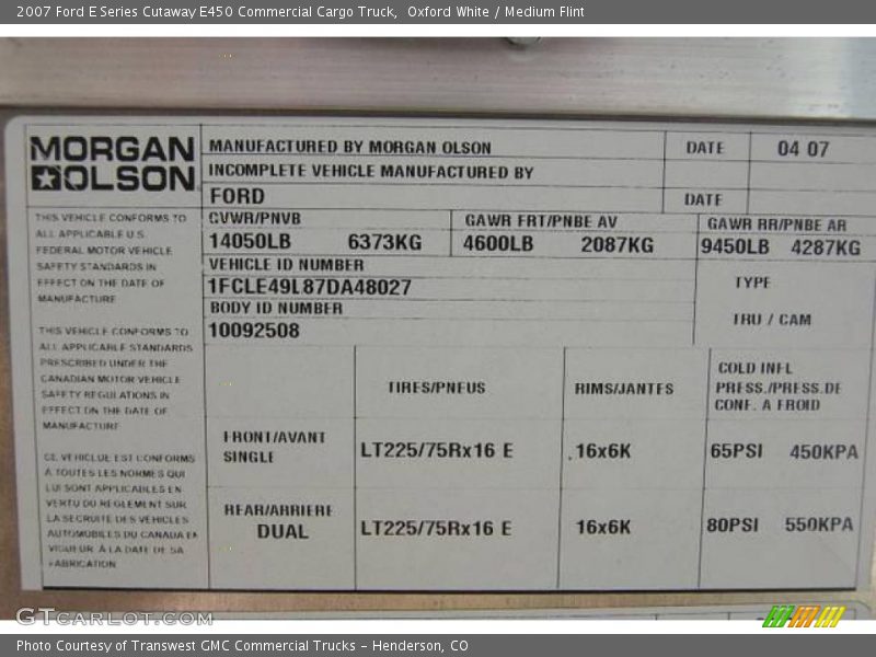 Oxford White / Medium Flint 2007 Ford E Series Cutaway E450 Commercial Cargo Truck