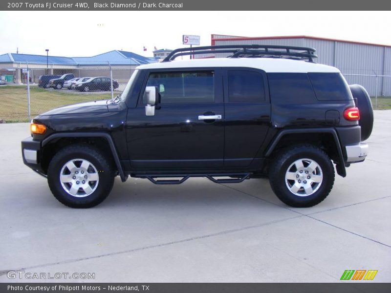 Black Diamond / Dark Charcoal 2007 Toyota FJ Cruiser 4WD