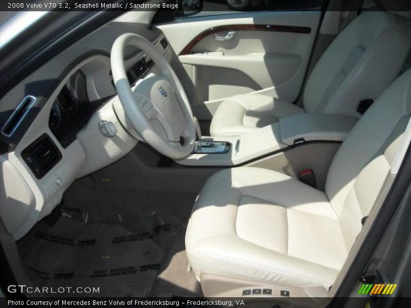 Seashell Metallic / Sandstone Beige 2008 Volvo V70 3.2