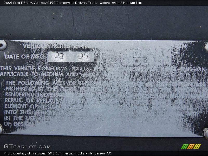 Oxford White / Medium Flint 2006 Ford E Series Cutaway E450 Commercial Delivery Truck