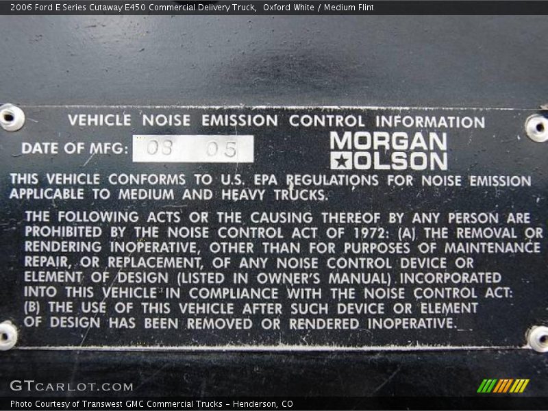 Oxford White / Medium Flint 2006 Ford E Series Cutaway E450 Commercial Delivery Truck