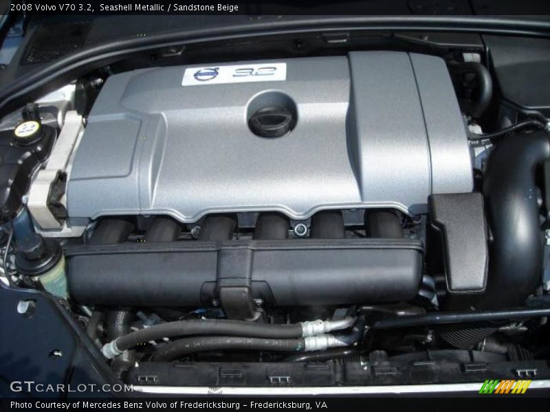 Seashell Metallic / Sandstone Beige 2008 Volvo V70 3.2