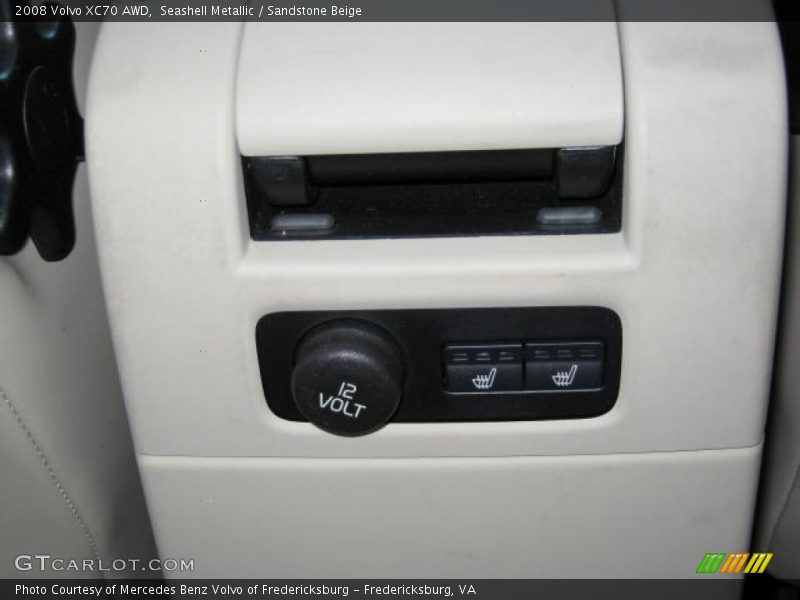 Seashell Metallic / Sandstone Beige 2008 Volvo XC70 AWD
