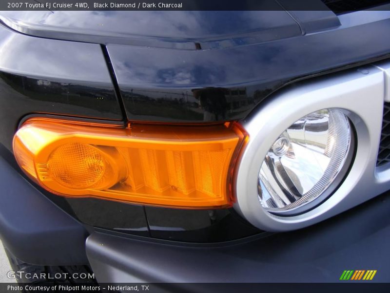 Black Diamond / Dark Charcoal 2007 Toyota FJ Cruiser 4WD