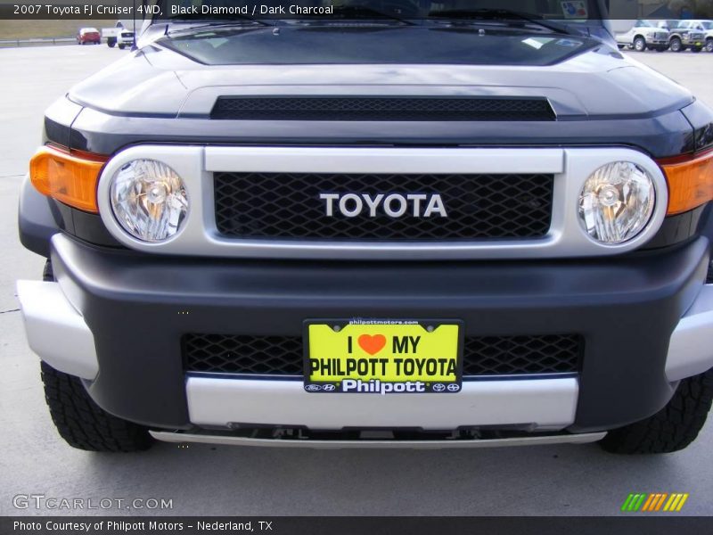 Black Diamond / Dark Charcoal 2007 Toyota FJ Cruiser 4WD