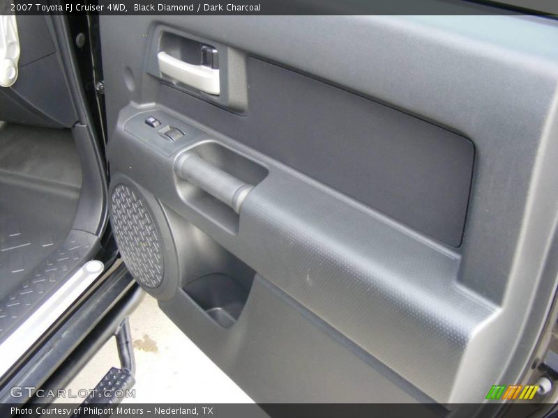 Black Diamond / Dark Charcoal 2007 Toyota FJ Cruiser 4WD