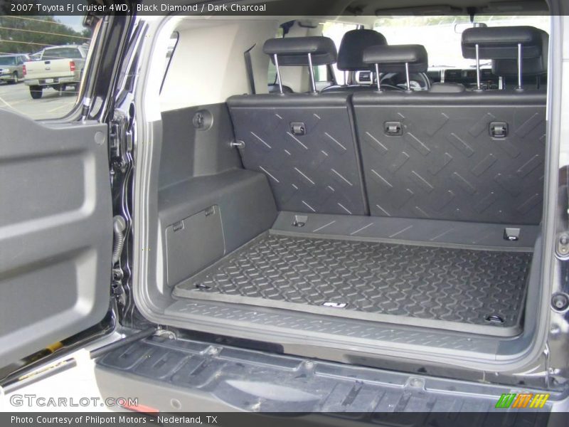 Black Diamond / Dark Charcoal 2007 Toyota FJ Cruiser 4WD
