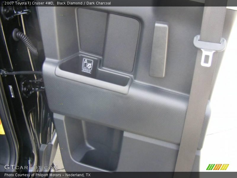 Black Diamond / Dark Charcoal 2007 Toyota FJ Cruiser 4WD