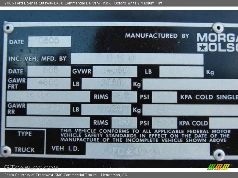 Oxford White / Medium Flint 2006 Ford E Series Cutaway E450 Commercial Delivery Truck