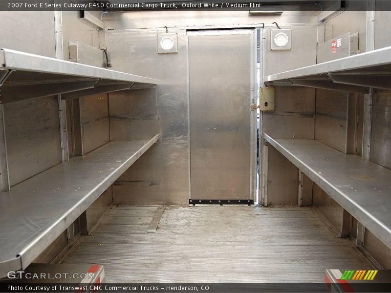 Oxford White / Medium Flint 2007 Ford E Series Cutaway E450 Commercial Cargo Truck