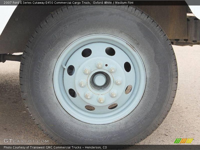 Oxford White / Medium Flint 2007 Ford E Series Cutaway E450 Commercial Cargo Truck