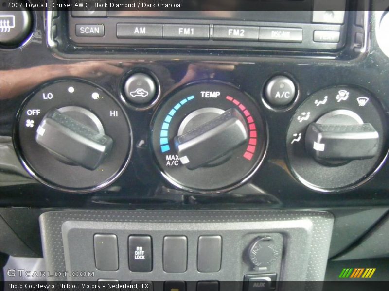 Black Diamond / Dark Charcoal 2007 Toyota FJ Cruiser 4WD
