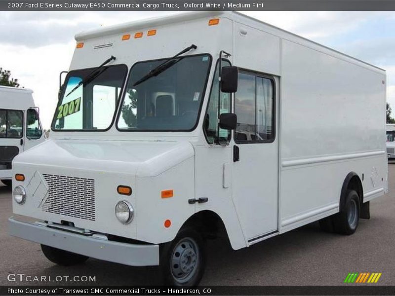 Oxford White / Medium Flint 2007 Ford E Series Cutaway E450 Commercial Cargo Truck