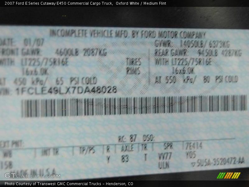 Oxford White / Medium Flint 2007 Ford E Series Cutaway E450 Commercial Cargo Truck