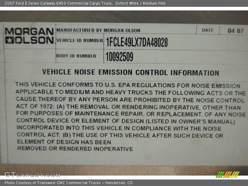 Oxford White / Medium Flint 2007 Ford E Series Cutaway E450 Commercial Cargo Truck
