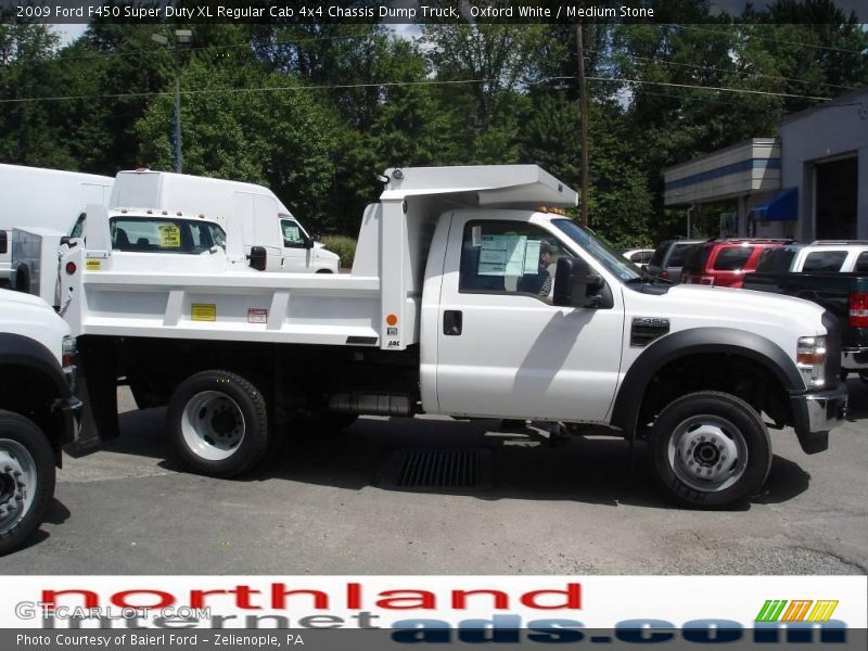 Oxford White / Medium Stone 2009 Ford F450 Super Duty XL Regular Cab 4x4 Chassis Dump Truck