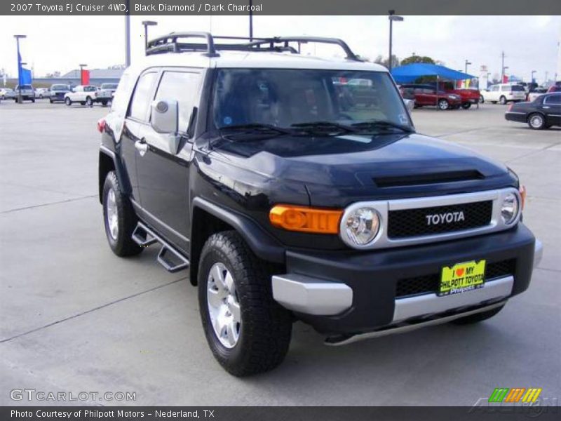 Black Diamond / Dark Charcoal 2007 Toyota FJ Cruiser 4WD