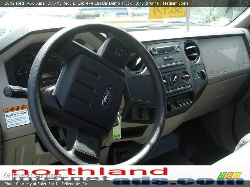 Oxford White / Medium Stone 2009 Ford F450 Super Duty XL Regular Cab 4x4 Chassis Dump Truck