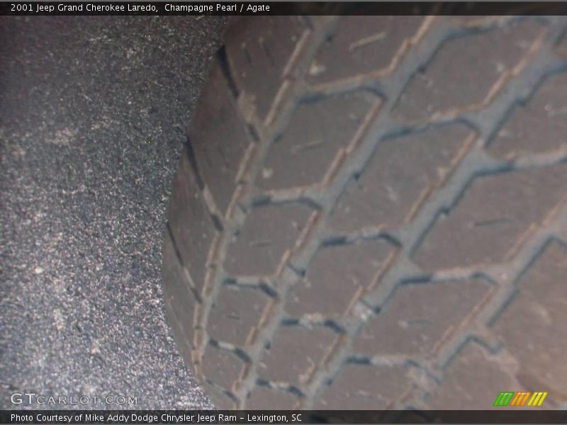 Champagne Pearl / Agate 2001 Jeep Grand Cherokee Laredo