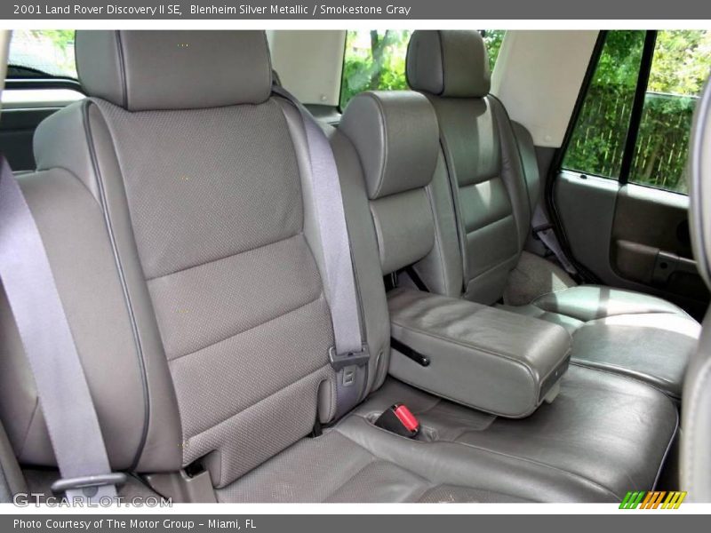 Blenheim Silver Metallic / Smokestone Gray 2001 Land Rover Discovery II SE
