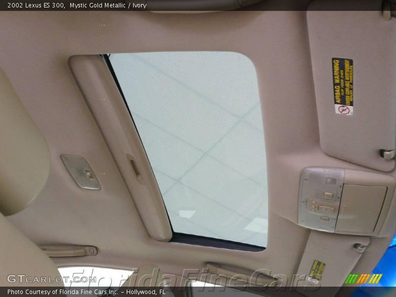 Mystic Gold Metallic / Ivory 2002 Lexus ES 300