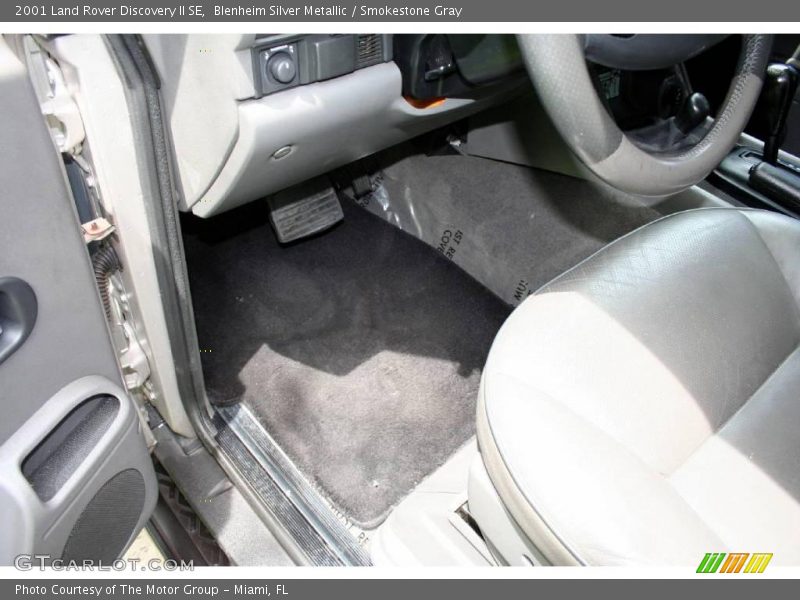 Blenheim Silver Metallic / Smokestone Gray 2001 Land Rover Discovery II SE