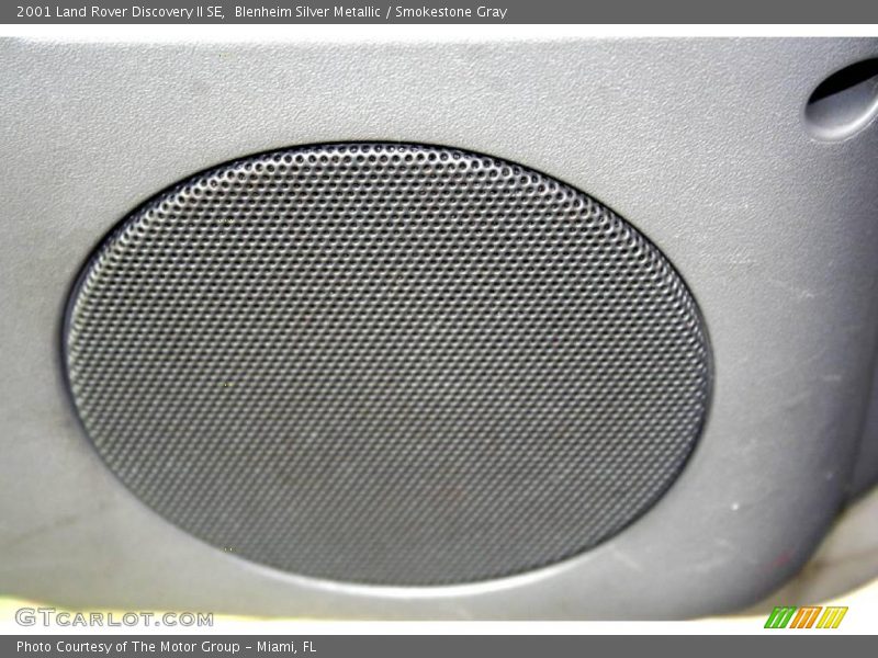 Blenheim Silver Metallic / Smokestone Gray 2001 Land Rover Discovery II SE