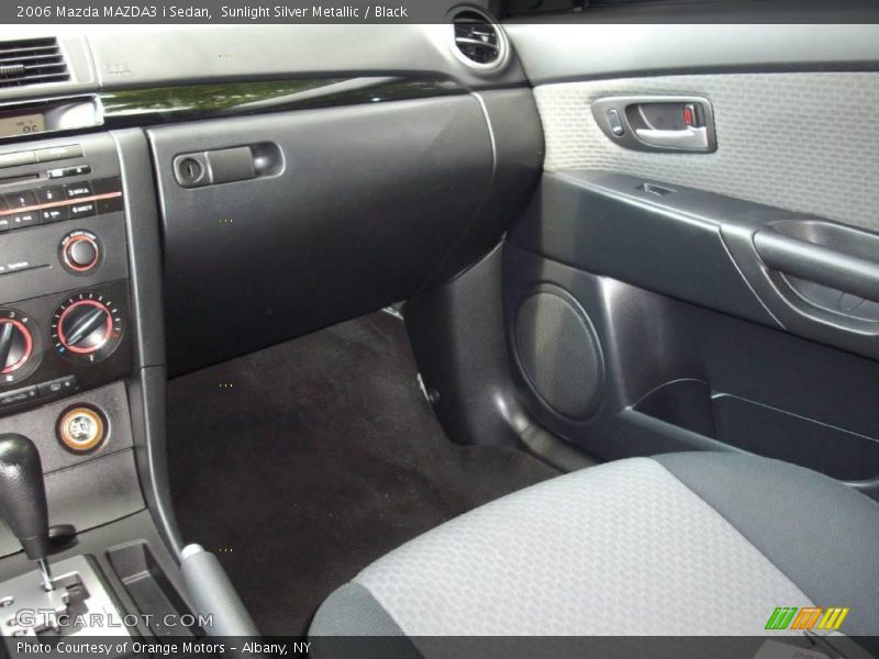 Sunlight Silver Metallic / Black 2006 Mazda MAZDA3 i Sedan