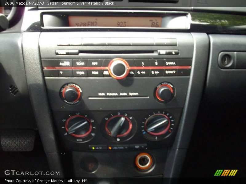 Sunlight Silver Metallic / Black 2006 Mazda MAZDA3 i Sedan