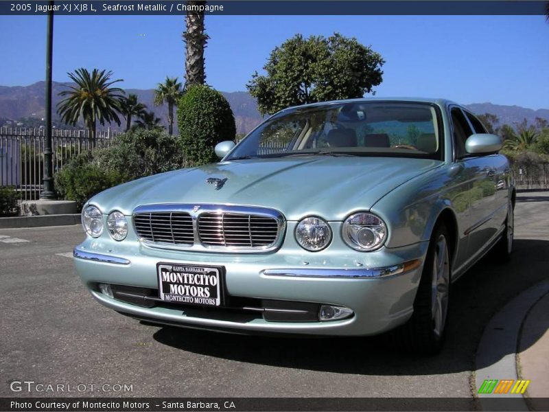 Seafrost Metallic / Champagne 2005 Jaguar XJ XJ8 L