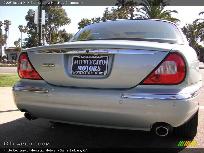 Seafrost Metallic / Champagne 2005 Jaguar XJ XJ8 L