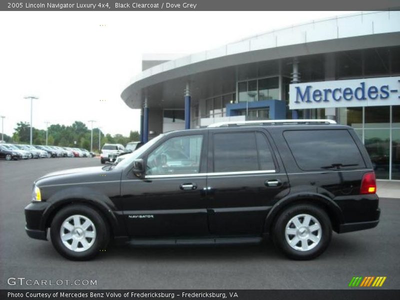 Black Clearcoat / Dove Grey 2005 Lincoln Navigator Luxury 4x4