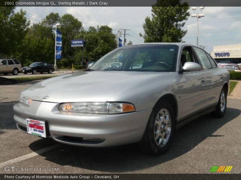 Sterling Metallic / Dark Gray 2001 Oldsmobile Intrigue GL