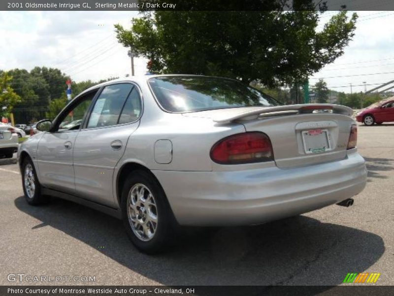 Sterling Metallic / Dark Gray 2001 Oldsmobile Intrigue GL