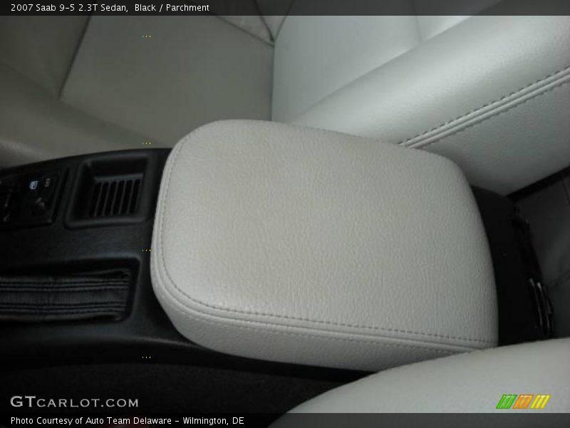 Black / Parchment 2007 Saab 9-5 2.3T Sedan