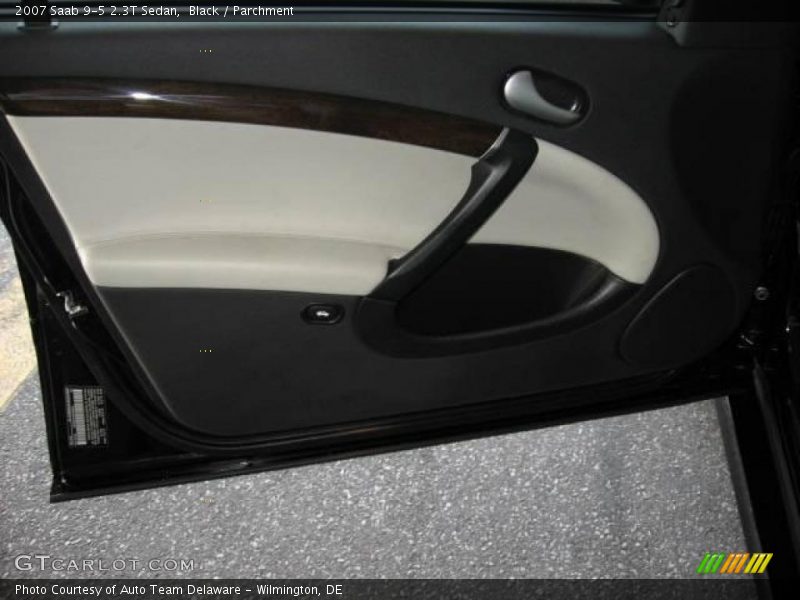 Black / Parchment 2007 Saab 9-5 2.3T Sedan