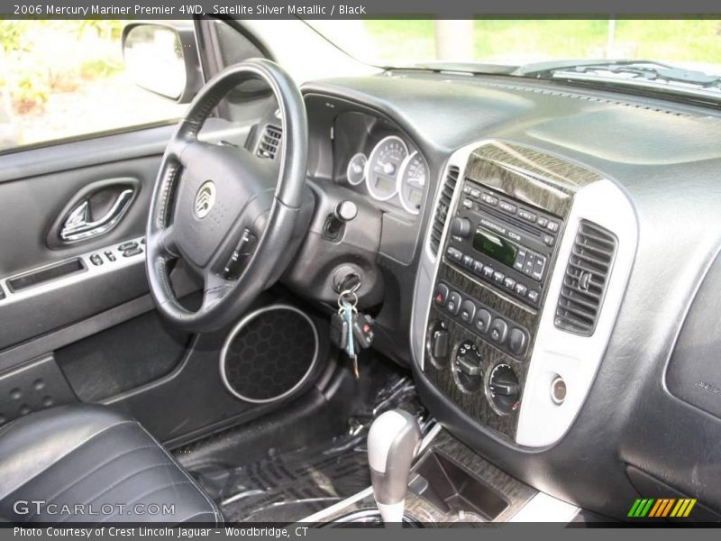 Satellite Silver Metallic / Black 2006 Mercury Mariner Premier 4WD