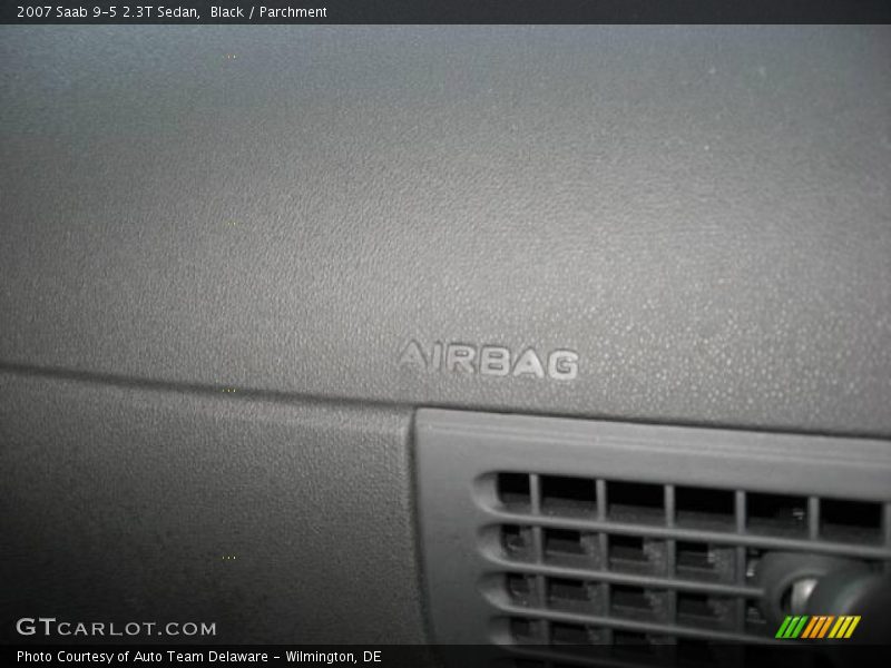 Black / Parchment 2007 Saab 9-5 2.3T Sedan