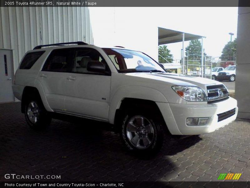 Natural White / Taupe 2005 Toyota 4Runner SR5