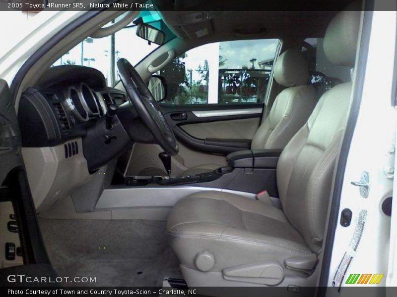 Natural White / Taupe 2005 Toyota 4Runner SR5