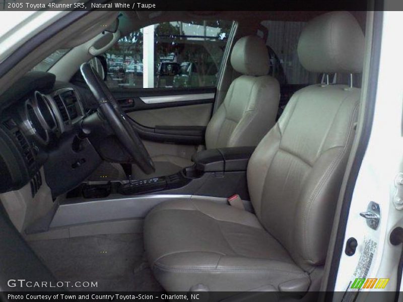 Natural White / Taupe 2005 Toyota 4Runner SR5