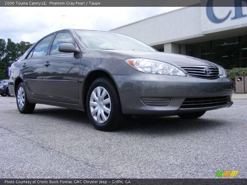 Phantom Gray Pearl / Taupe 2006 Toyota Camry LE