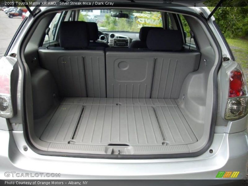 Silver Streak Mica / Dark Gray 2005 Toyota Matrix XR AWD