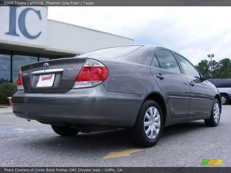 Phantom Gray Pearl / Taupe 2006 Toyota Camry LE